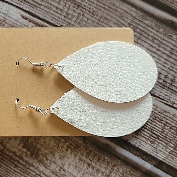 Handmade Faux Leather Earrings Bundle - Picture 6 of 14